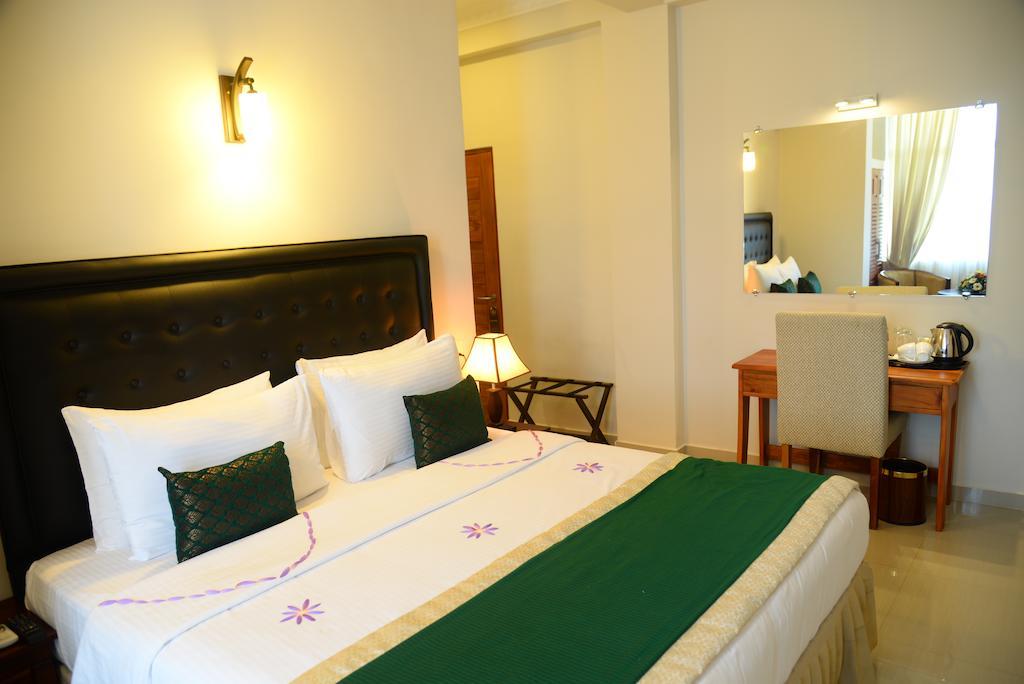 Lazaani Hotel קולומבו מראה חיצוני תמונה