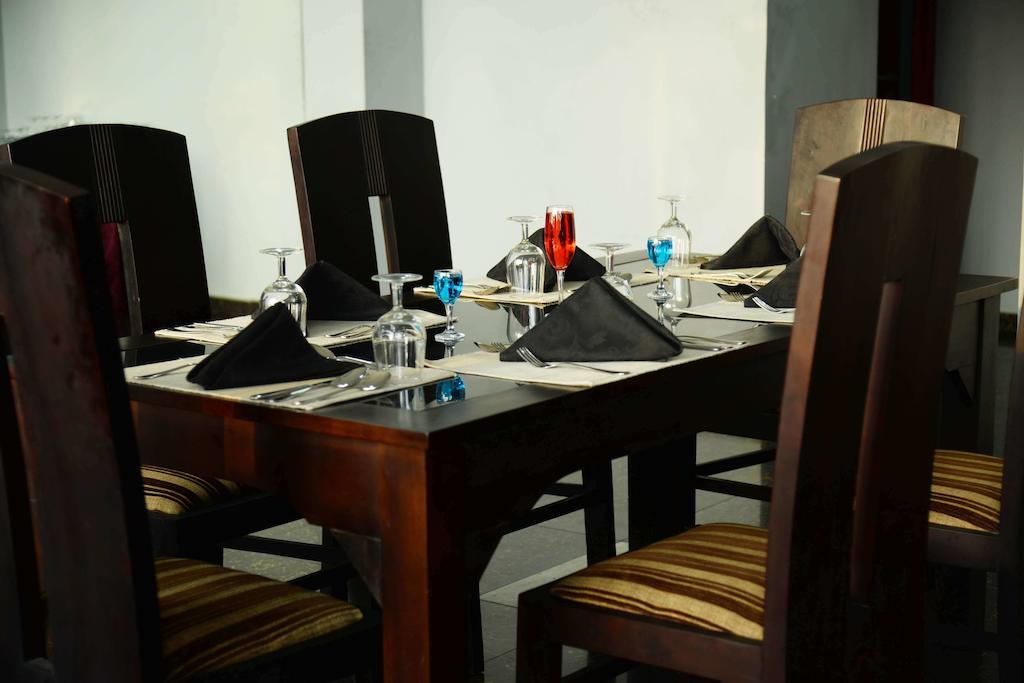 Lazaani Hotel קולומבו מראה חיצוני תמונה