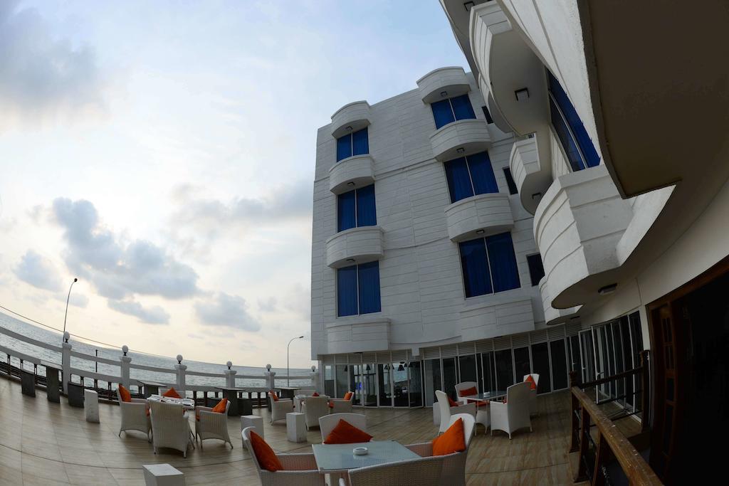 Lazaani Hotel קולומבו מראה חיצוני תמונה