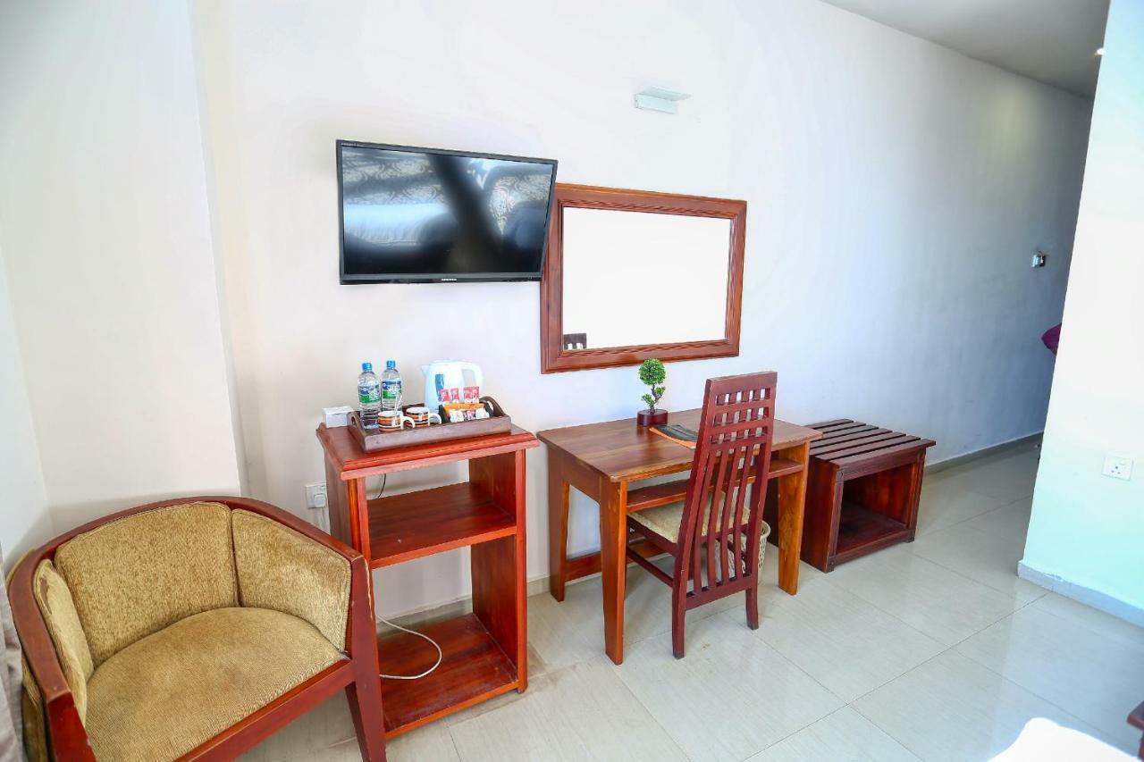 Lazaani Hotel קולומבו מראה חיצוני תמונה